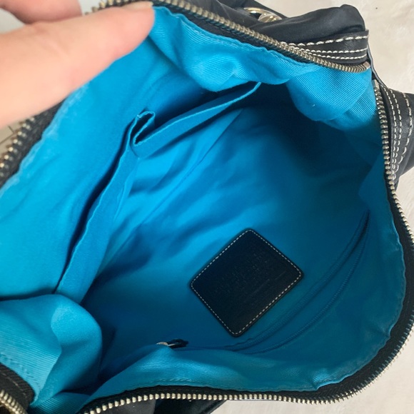 Black Coach shoulder bag in very good condition